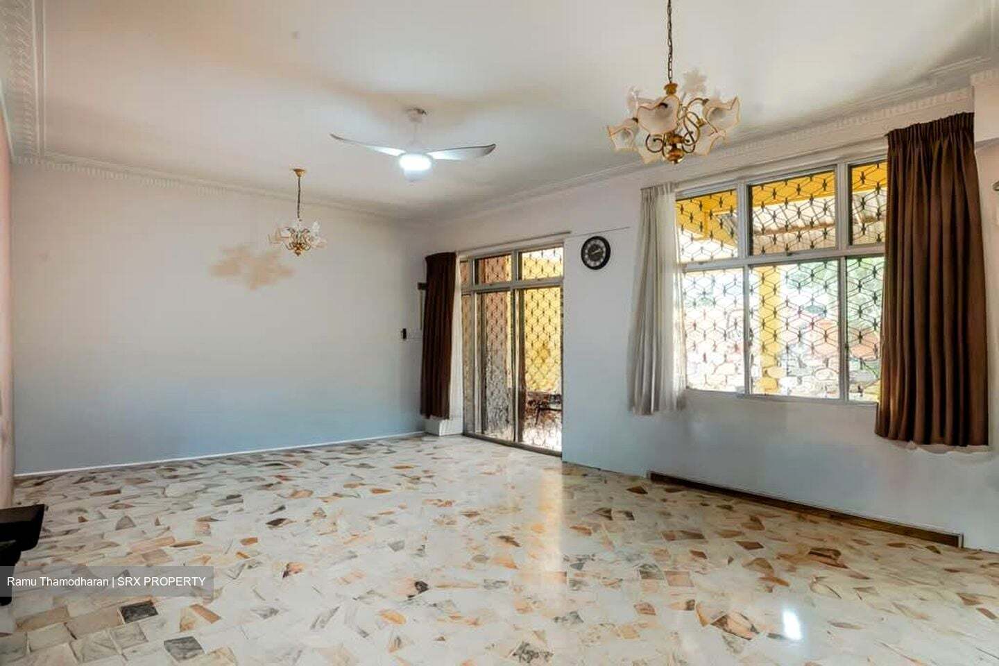 Richards Avenue (D19), Terrace #606967191